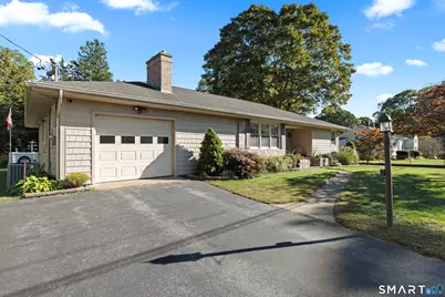 4 Dogwood Drive, Waterford, CT 06375 - Photo 2