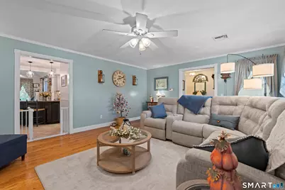 4 Dogwood Drive, Waterford, CT 06375 - Photo 6