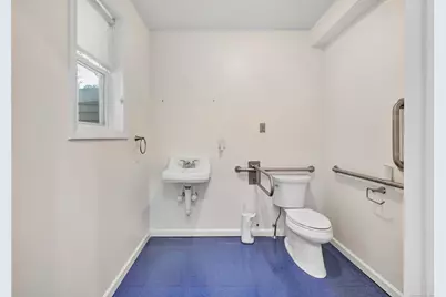 246 Lenox Avenue, Bridgeport, CT 06605 - Photo 14