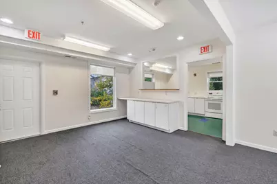 246 Lenox Avenue, Bridgeport, CT 06605 - Photo 18