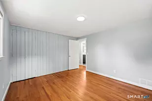 130 Florence St, West Hartford, CT 06110 - Photo 18