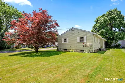 130 Florence Street, West Hartford, CT 06110 - Photo 26