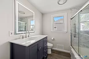 130 Florence St, West Hartford, CT 06110 - Photo 16