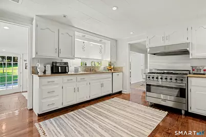 36 Richmond Drive, Darien, CT 06820 - Photo 16