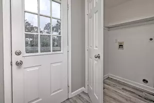 100 Matthew Dr, Stratford, CT 06614 - Photo 18