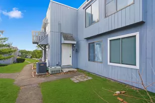 9 Birch Ln, East Haven, CT 06513 - Photo 2