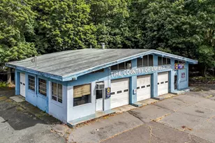 623 Hazard Ave, Enfield, CT 06082 - Photo 1