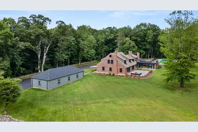 372 Tucker Hill Road, Middlebury, CT 06762 - Photo 2