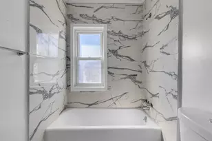 14 St Lawrence St, Manchester, CT 06040 - Photo 12