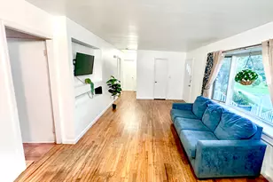 71 Deleo Dr, Stamford, CT 06906 - Photo 4