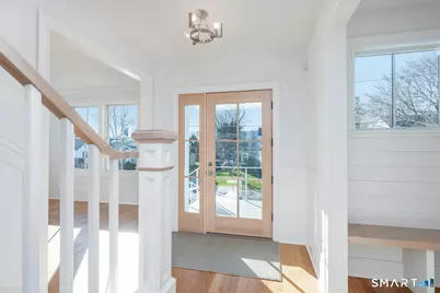 127 Paul Place, Fairfield, CT 06824 - Photo 4