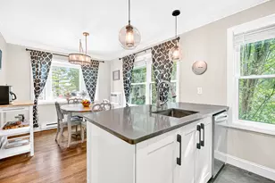 55 Woodland Pl, Stamford, CT 06902 - Photo 16