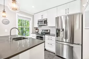 55 Woodland Pl, Stamford, CT 06902 - Photo 14