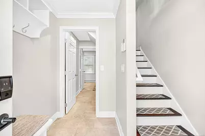 55 Woodland Place #APT 1, Stamford, CT 06902 - Photo 2
