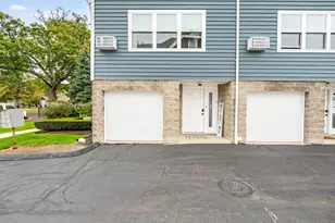 55 Woodland Pl, Stamford, CT 06902 - Photo 34