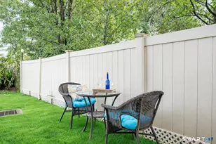 55 Woodland Pl, Stamford, CT 06902 - Photo 32