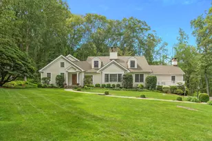104 Ramhorne Rd, New Canaan, CT 06840 - Photo 2