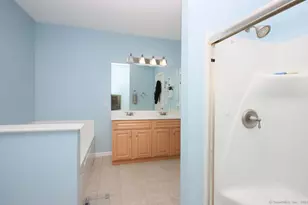 35 Todd St, Hamden, CT 06518 - Photo 26