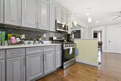 28 Farren Avenue, New Haven, CT 06513 - Photo 6