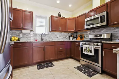 28 Farren Avenue, New Haven, CT 06513 - Photo 16