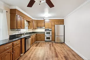 12 Oak Crest Dr, Brookfield, CT 06804 - Photo 8