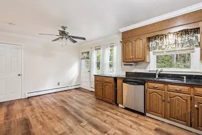 12 Oak Crest Drive, Brookfield, CT 06804 - Photo 10