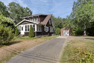 8 Aldens Crossing, East Hampton, CT 06424 - Photo 2