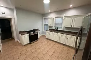 141 Ashley St, Hartford, CT 06105 - Photo 4