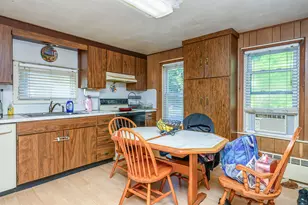 77 Mechanic St, Stonington, CT 06379 - Photo 14