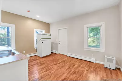 100 Mount Pleasant Street, Derby, CT 06418 - Photo 22