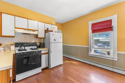 9 Madison Street, Hartford, CT 06183 - Photo 8