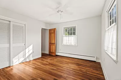 1064 North Road, Groton, CT 06340 - Photo 10