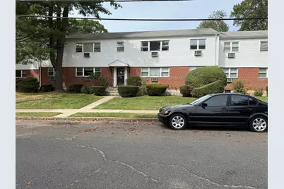 230 Cherry Hill Drive #2B, Bridgeport, CT 06606 - Photo 1