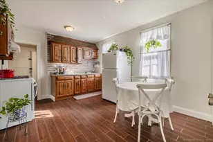 83 Berkeley Pl, Bridgeport, CT 06610 - Photo 8