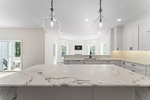 5 Vona Way, Newtown, CT 06470 - Photo 12