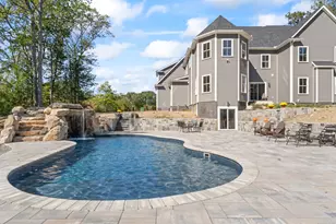 5 Vona Way, Newtown, CT 06470 - Photo 2