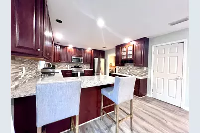 4 Cobblestone Court, Naugatuck, CT 06770 - Photo 12