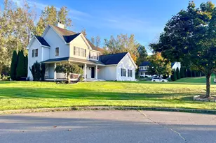 4 Cobblestone Ct, Naugatuck, CT 06770 - Photo 2