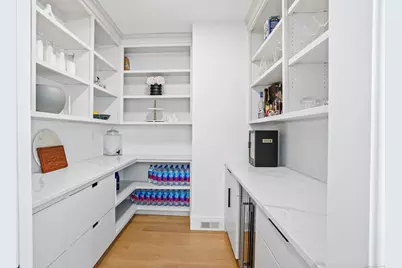 8 Holly Lane, Newtown, CT 06482 - Photo 14