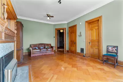 14 Wethersfield Avenue, Hartford, CT 06114 - Photo 24