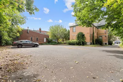 14 Wethersfield Avenue, Hartford, CT 06114 - Photo 8