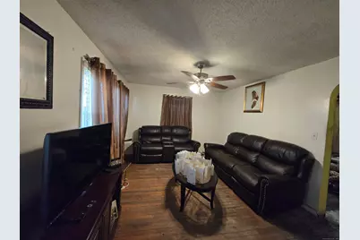 642 Silver Lane, East Hartford, CT 06118 - Photo 2