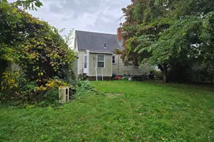 642 Silver Ln, East Hartford, CT 06118 - Photo 12