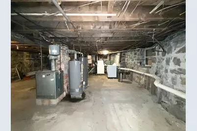 835 Bank Street, New London, CT 06320 - Photo 28