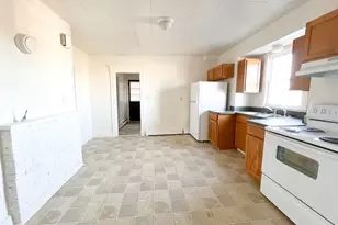 835 Bank St, New London, CT 06320 - Photo 10