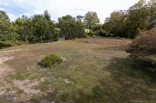 1572 Saybrook Rd, Haddam, CT 06438 - Photo 32