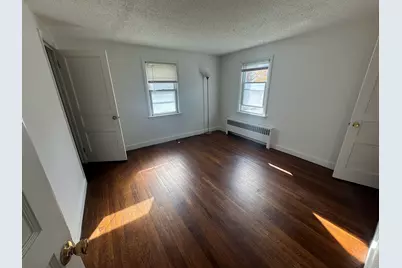 100 Lorraine Street, Bridgeport, CT 06604 - Photo 14