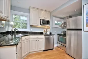 25 Maplewood Ave, Westport, CT 06880 - Photo 10