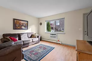 218 Oakville Ave, Waterbury, CT 06708 - Photo 6