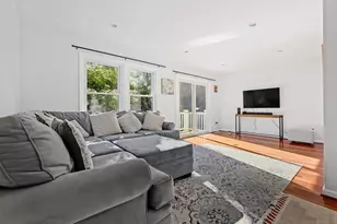 95 Columbus Pl, Stamford, CT 06907 - Photo 6